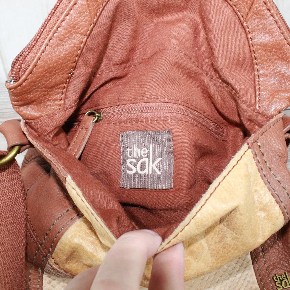The Sak Brown Colorblock Snakeskin Leather Slouch Boho Crossbody Shoulder Bag - Picture 7 of 12